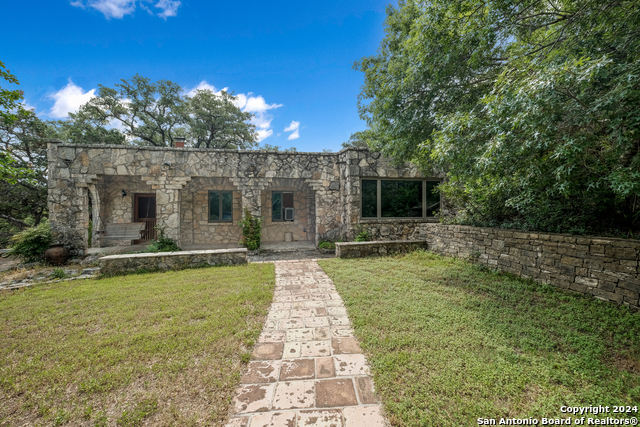 Details for 24209 Scenic Loop Rd, San Antonio, TX 78255