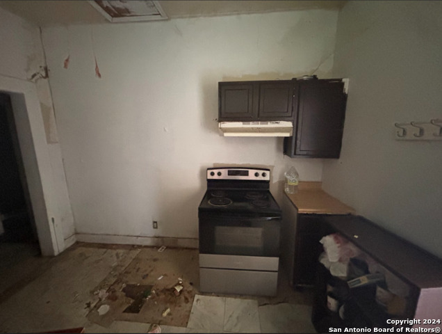 Image 6 of 12 For 939 W Myrtle St