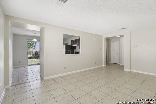 Image 8 of 31 For 9749 Claudia Cir