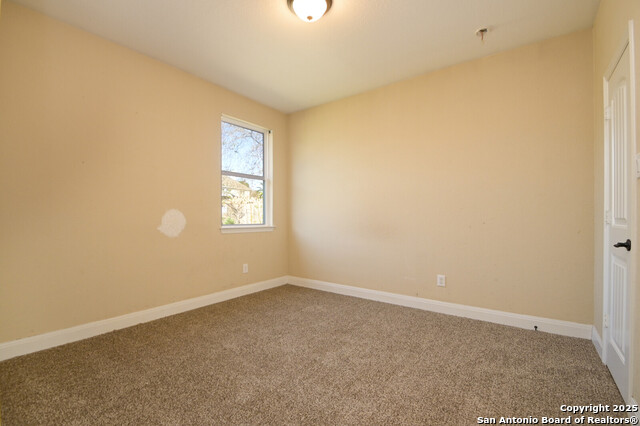 Image 17 of 29 For 13239 Helotes Cir