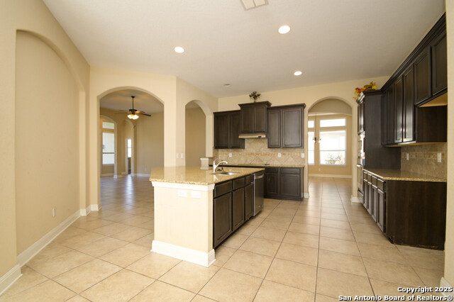 Image 9 of 29 For 13239 Helotes Cir