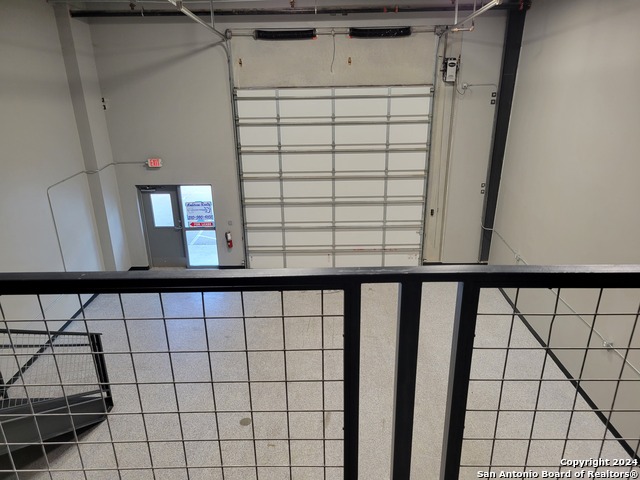 Listing photo id 5 for 7637 Fm 3009 704