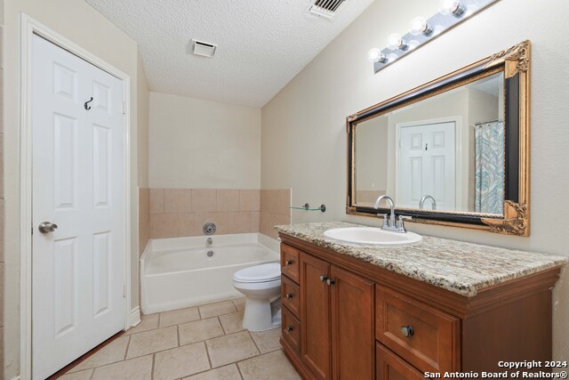 Image 12 of 22 For 5555 Larkdale Dr