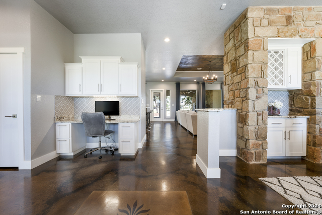 Image 4 of 28 For 267 Abrego Lake Dr