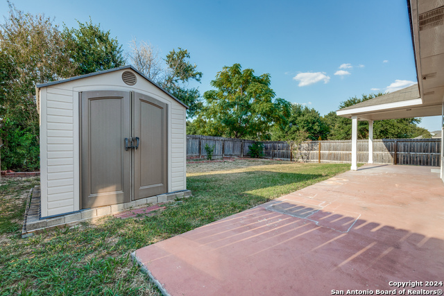 Listing photo id 26 for 7347 Concerto Dr