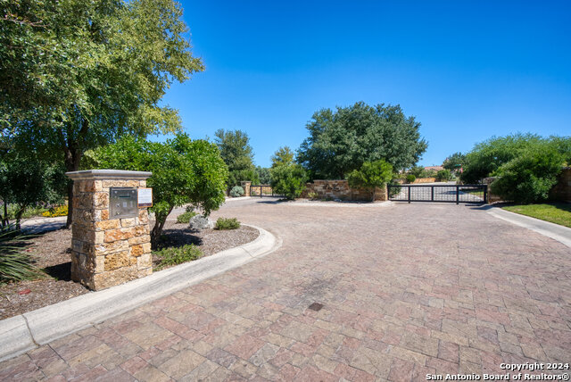 Details for 2 Alberi Lane, Boerne, TX 78006