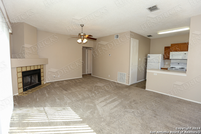 Image 3 of 14 For 11745 Spring Ridge Dr