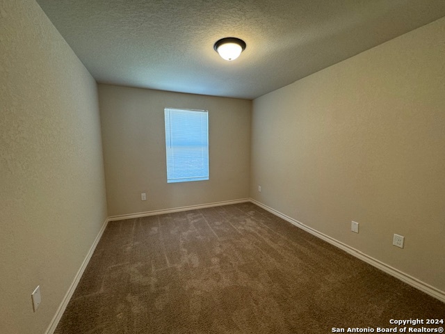 Listing photo id 25 for 6874 Lakeview Dr  101