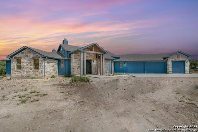 Details for 1337 Axis Circle, Fredericksburg, TX 78624