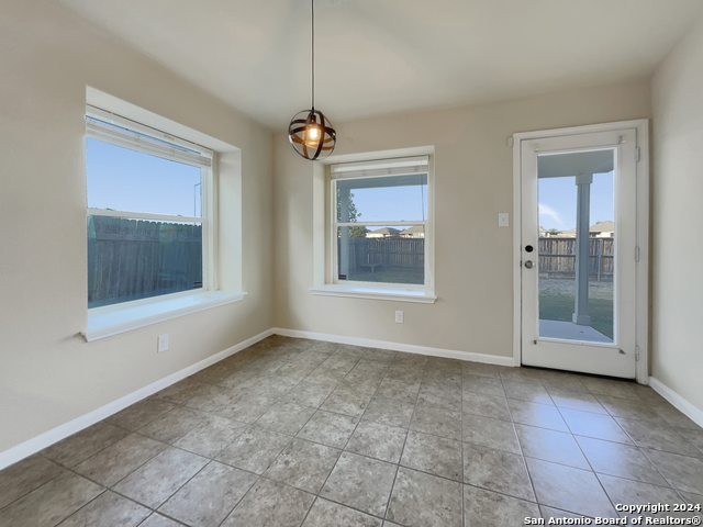 Image 14 of 19 For 2289 Fernhill Dr