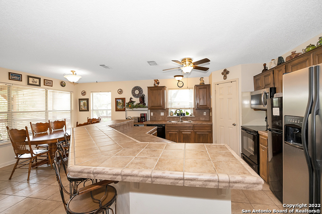 Listing photo id 20 for 1060 Demi John Bend Rd