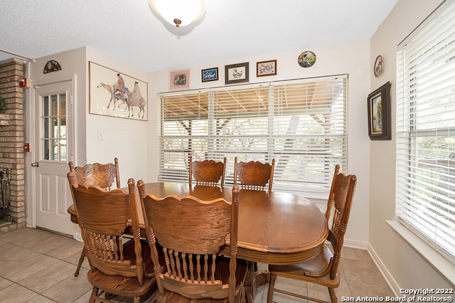 Listing photo id 23 for 1060 Demi John Bend Rd