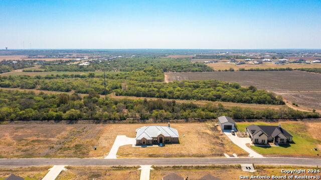 Details for 321 Farmhouse Drive, Marion, TX 78124