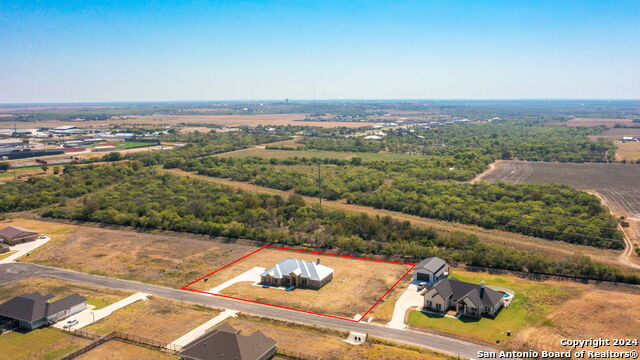 Image 45 of 48 For 321 Farmhouse Drive