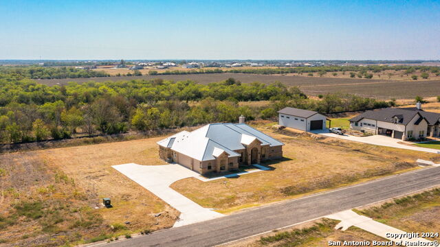 Image 46 of 48 For 321 Farmhouse Drive