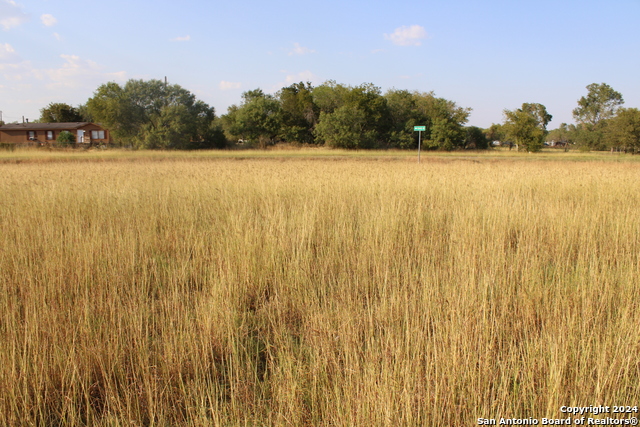 Image 13 of 17 For 7704 Loop 1604 S