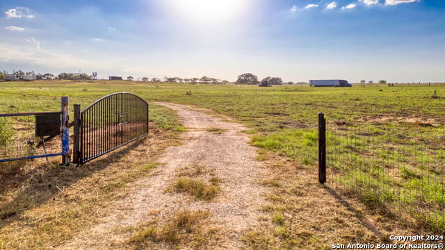 Image 4 of 47 For 288 County Road 105