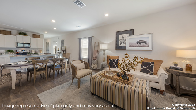 Image 11 of 42 For 1537 Champagne Oak