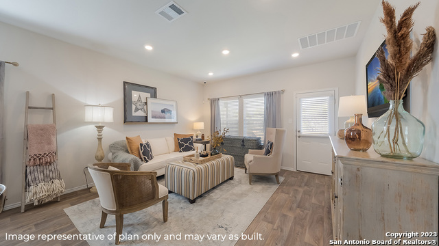 Image 12 of 42 For 1537 Champagne Oak