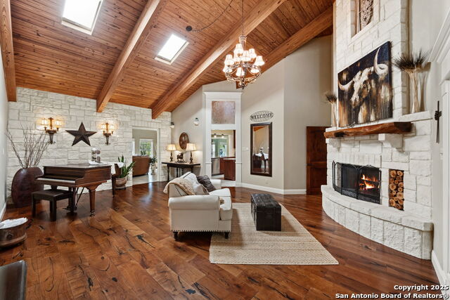 Image 7 of 52 For 8110 Park Lane