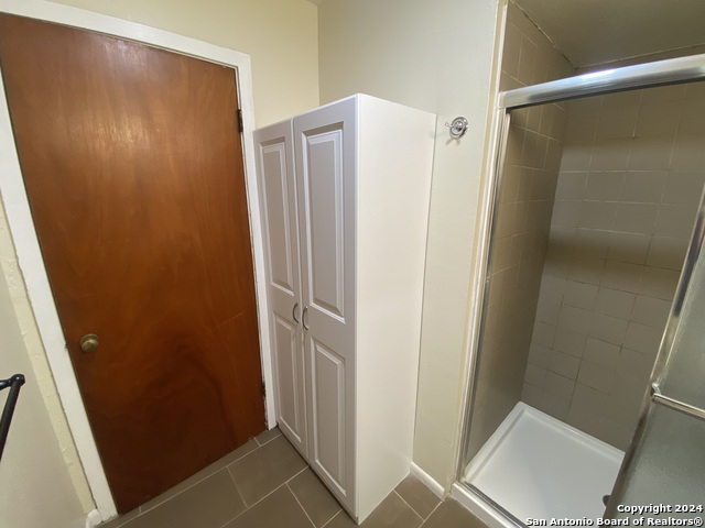 Listing photo id 25 for 118 W. Crestline Dr.