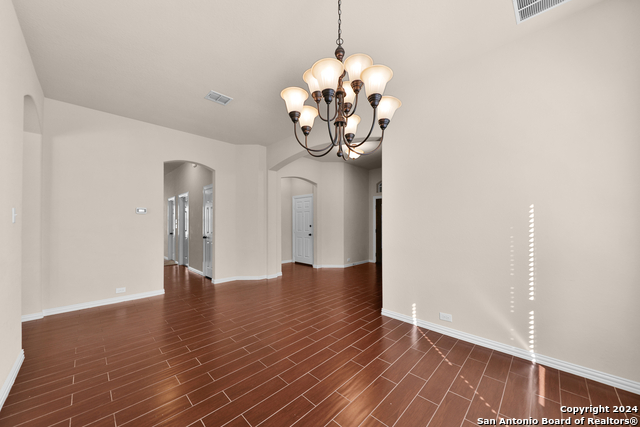 Image 11 of 49 For 1826 Lindal Pointe