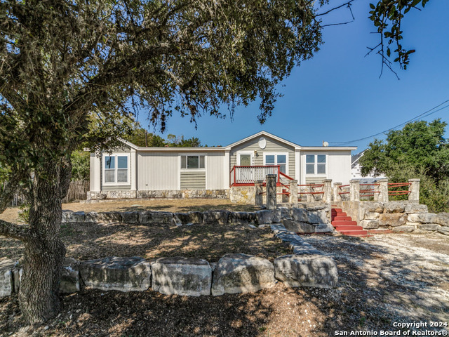 Details for 404 Walnut Way, Boerne, TX 78006