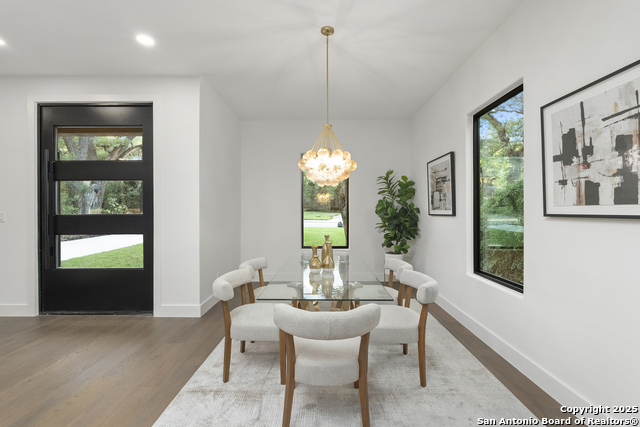 Listing photo id 8 for 434 College Blvd