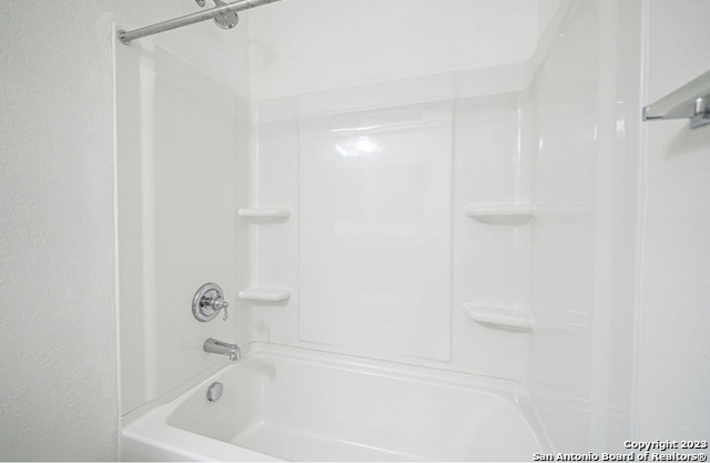 Image 30 of 30 For 2085 Silver Oak Dr
