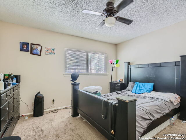 Image 17 of 23 For 6706 Vineland