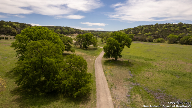 Listing photo id 39 for 2203 Freedom Trail