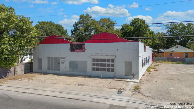 Image 11 of 31 For 1812 S Presa St