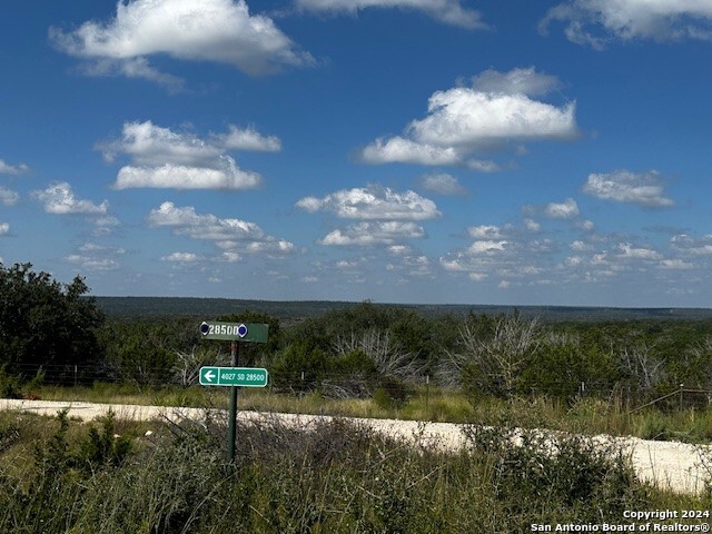 Listing photo id 8 for Tbd - Sd 28563 Sd-28563