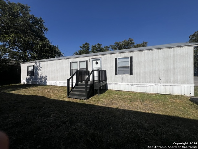 Details for 503 Uhland Rd Trlr #11, San Marcos, TX 78666