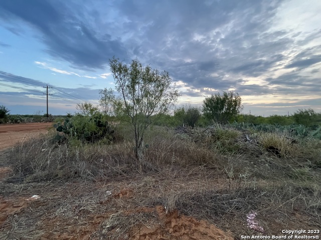 Listing photo id 1 for Tbd Cr 3420 Lot 4 Blk 5