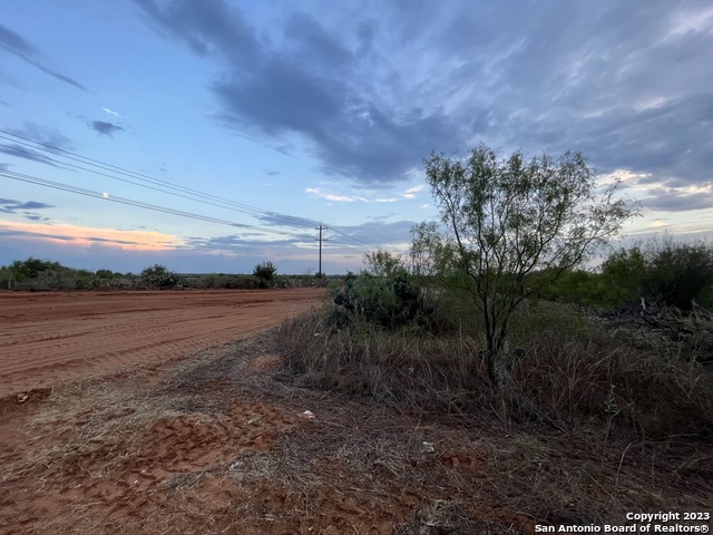 Listing photo id 3 for Tbd Cr 3420 Lot 4 Blk 5