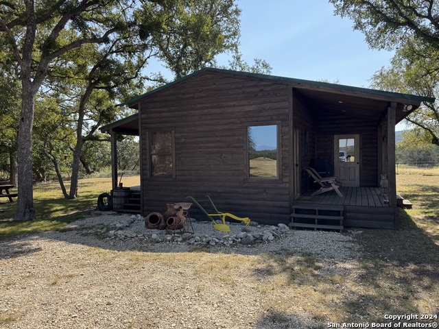 Details for 174 12 Mile Crossing Rd W, Ingram, TX 78025