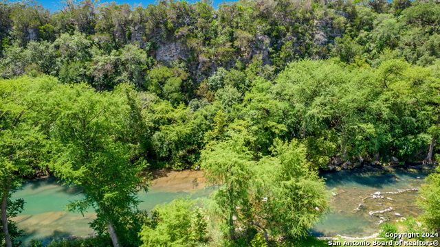 Details for 1461 White Water, New Braunfels, TX 78132