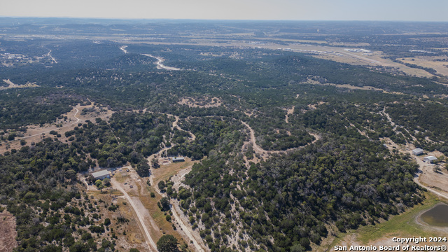 Details for 955 Twin Peaks Rd, Kerrville, TX 78028