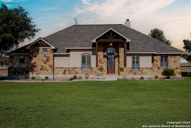 Details for 117 Abrego Run, Floresville, TX 78114