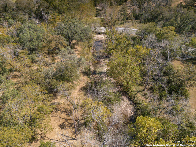 Listing photo id 20 for 1401 Mt Sharp Rd