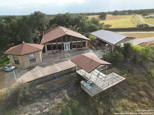 Details for 1168 County Road 304, Floresville, TX 78114