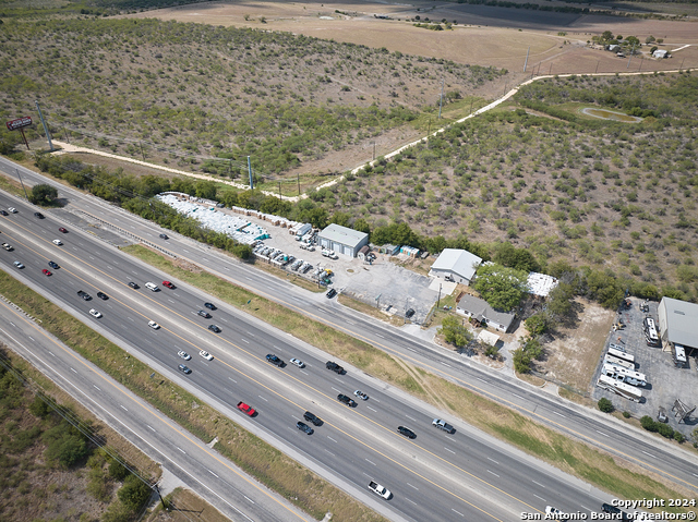 Image 9 of 13 For 25301 Interstate 35