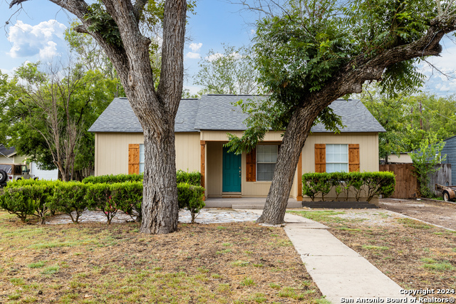 Image 2 of 20 For 311 Surber St
