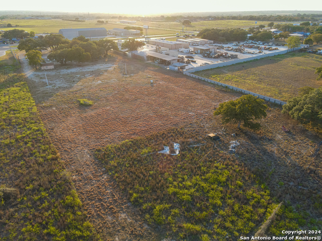 Image 10 of 17 For 6810 Us Highway 181