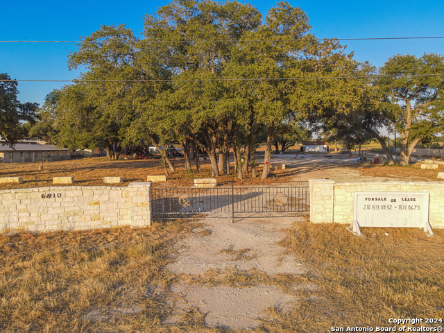 Image 7 of 17 For 6810 Us Highway 181