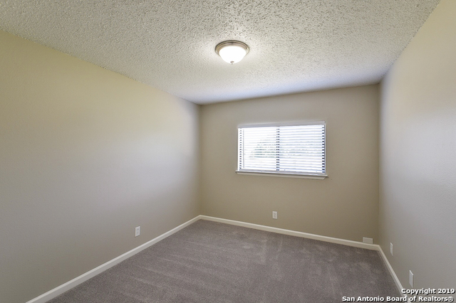 Image 11 of 17 For 8060 Coral Meadow Dr