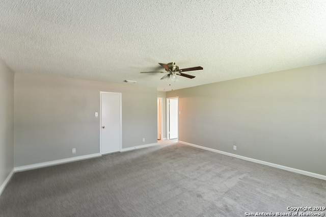 Image 14 of 17 For 8060 Coral Meadow Dr