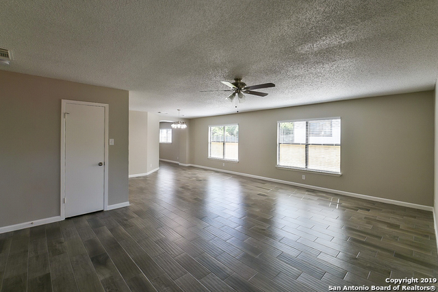 Image 3 of 17 For 8060 Coral Meadow Dr