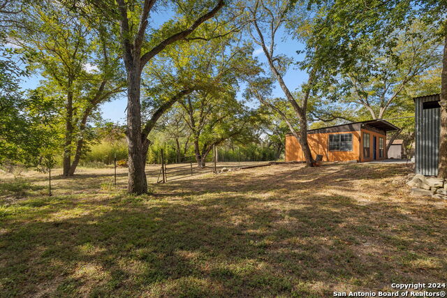 Image 19 of 26 For 323 Upper Cibolo Creek Rd